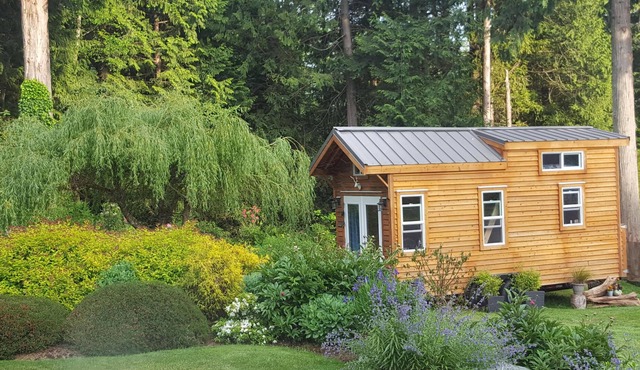 Tiny Home Rental on the Sunshine Coast BC