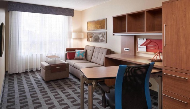 TownePlace Suites by Marriott Windsor
