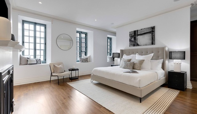 TownHouse 4BDR-5BA Old Mtl Terrasse/ Parking