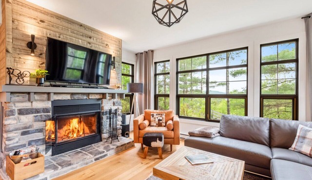 Tremblant Prestige - Les Eaux 235-1