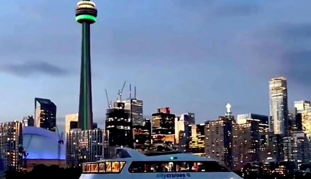Tripshine Suites DT RogersCenter 2BR/2BA LakeandCN Tower ViewParking