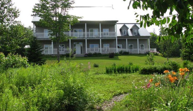 Tulloch Inn & Gifts
