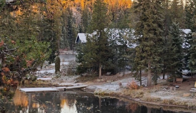 Turtle Loft Lakefront Cabin Townhome