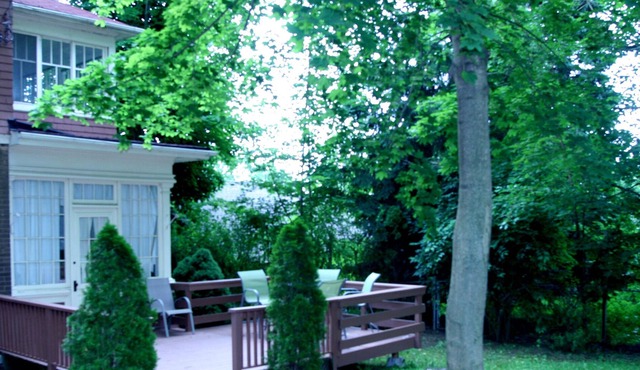 Two Adjacent 4 Bedroom Vacation Rentals on River Road