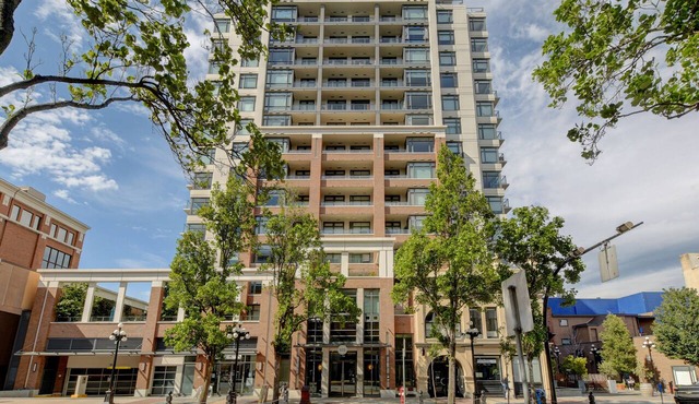 Urban Oasis in Historic Victoria