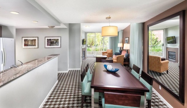 Victoria harbor, great views, easy access and lovey Resort Living.