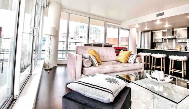 VICTORIA'S BEST LOCATION 2 BEDROOM LUXE CONDO