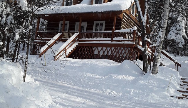 Vraie Maison Ancestrale laurentides saint-sauveur