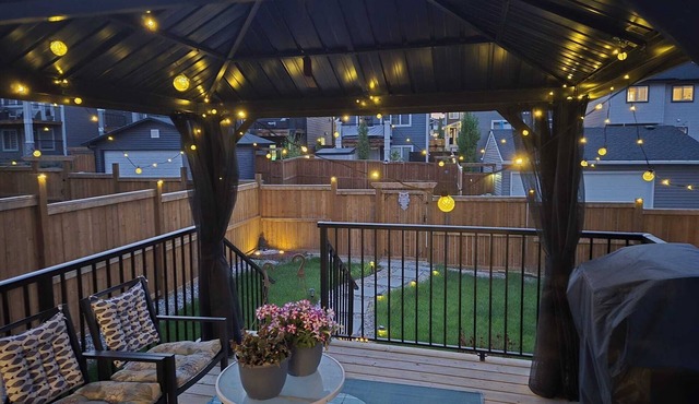 Wanders Den Spacious and cozy 1 Bedroom suites close to Canmore, banff& Calgary