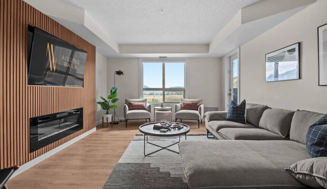 Waterfront Bliss | Lakeview | Pool | Hot Tub | Gym
