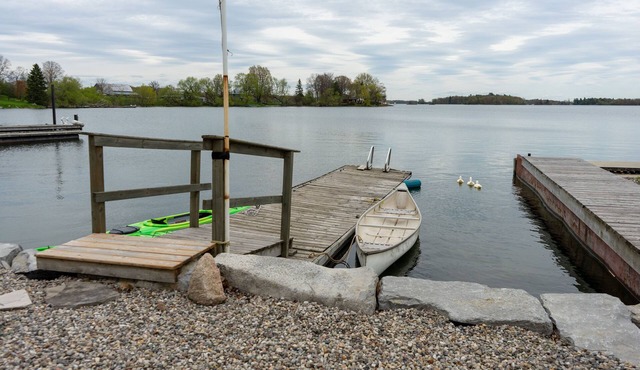 Waterfront Cottage in the 1000 Islands Gananoque