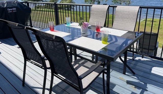 Waterside Cottage 1 - Right on the tranquil waters of the Bras d'Or Lake