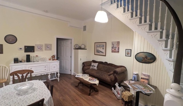 Welcome to the Matt boutique Inn -in the heart of Vankleek Hill.