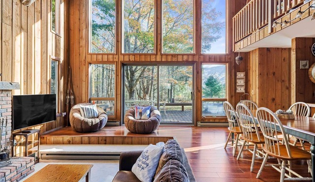 Windham Alpine Ski Lodge - Fire place and Ski Slope views