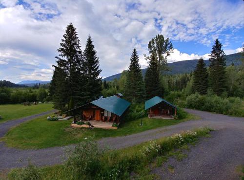 Wolfwood Guest Ranch