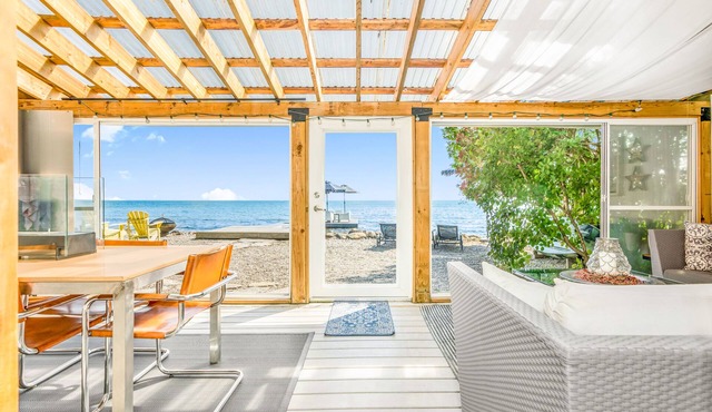 Wood fired Hot Tub- Lakeside Cottage compound