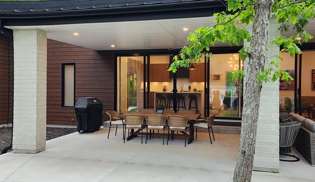 Your Grand Bend Getaway Awaits!