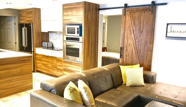 Zen2 Stylish Modern/Rustic Apartment in the Heart of Nature
