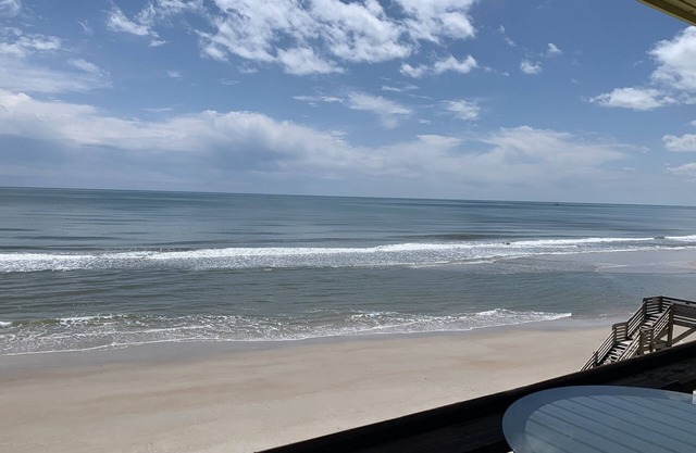 Topsail Reef North Beach 