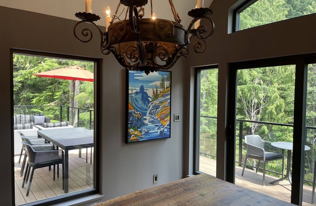 Beautiful Whistler Mountain-Side House