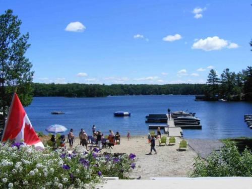 Bunkie At The Muskoka Shores Parry Sound 