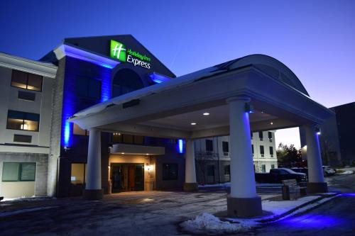Holiday Inn Express Syracuse Airport Ihg Hotel 