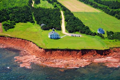 Johnson Shore Inn Pei 
