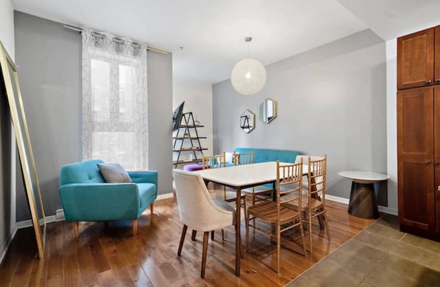 Old Montreal loft Hotel
