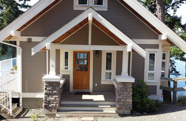 Pender Island Cottage 