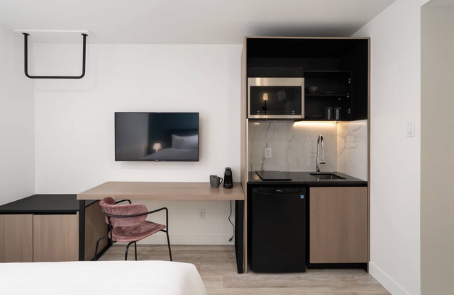 Studio located in the heart of downtown Montreal
