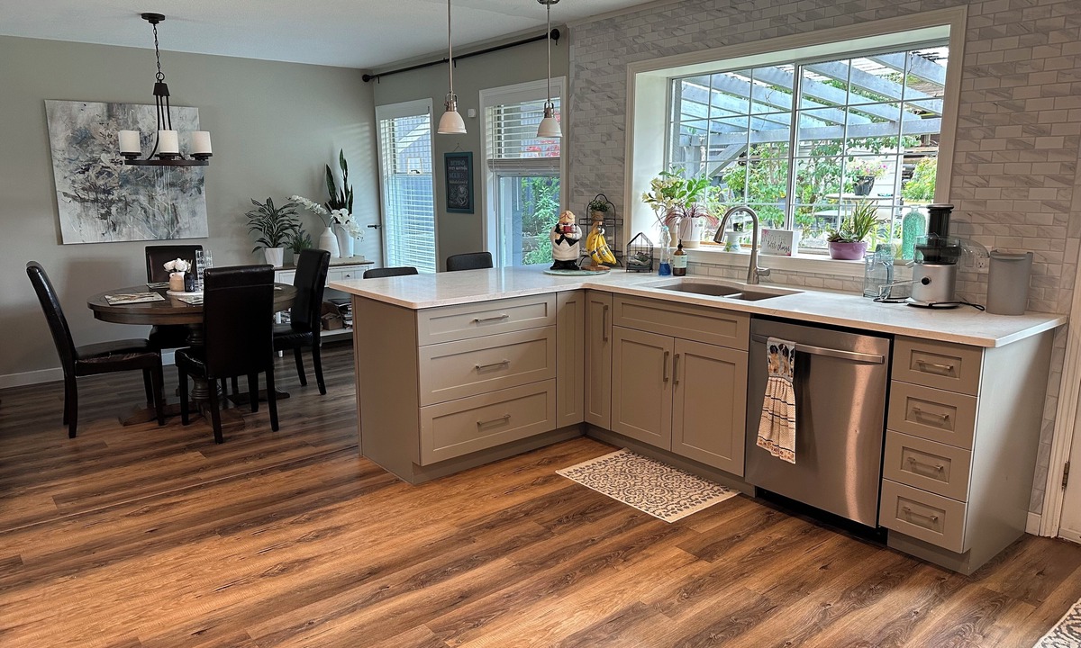 Port Alberni House | Executive Home in the Heart of the City