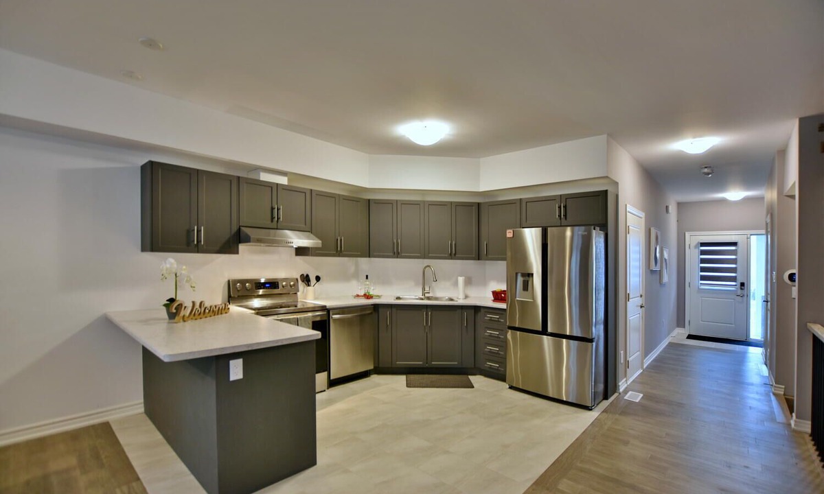The Blue Mountains House | Vacation Home Close to the Blue Mountains Ski Destination - 104 Delphi Lane