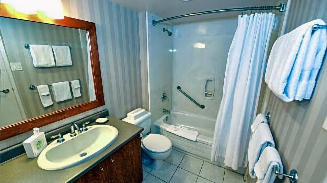 Photo of Bathroom in Inner Harbour