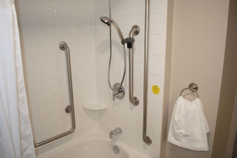 Photo of Bathroom in Lindsay