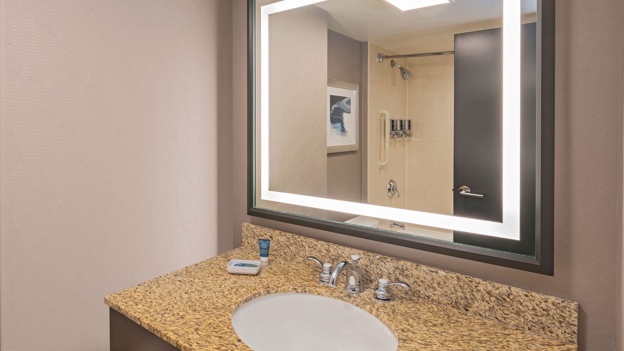 Photo of Bathroom in Fallsview