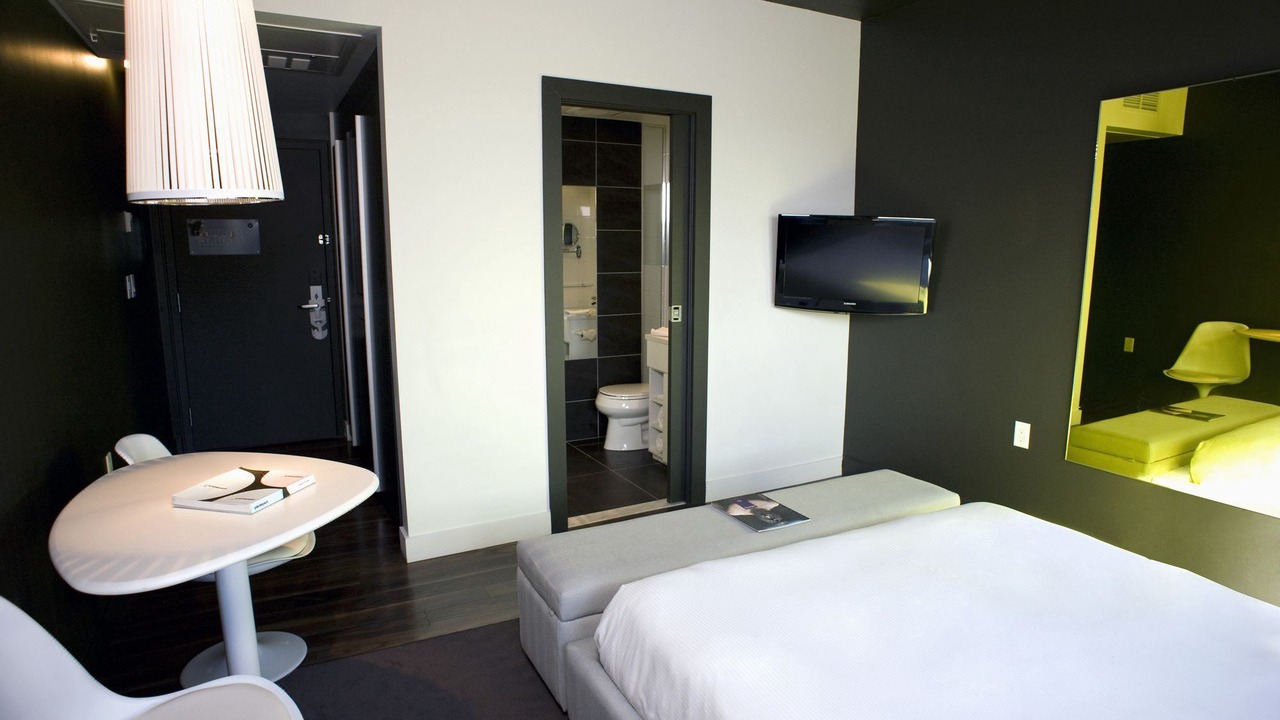 Photo of Bedroom in Quartier des Spectacles