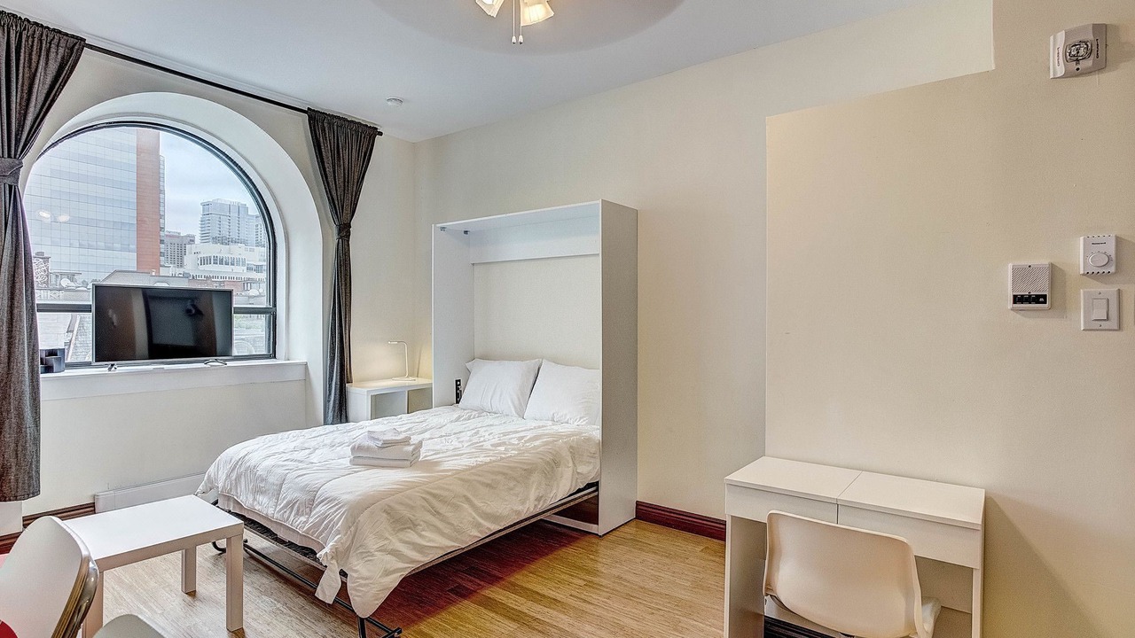 Photo of Bedroom in Shaughnessy Village