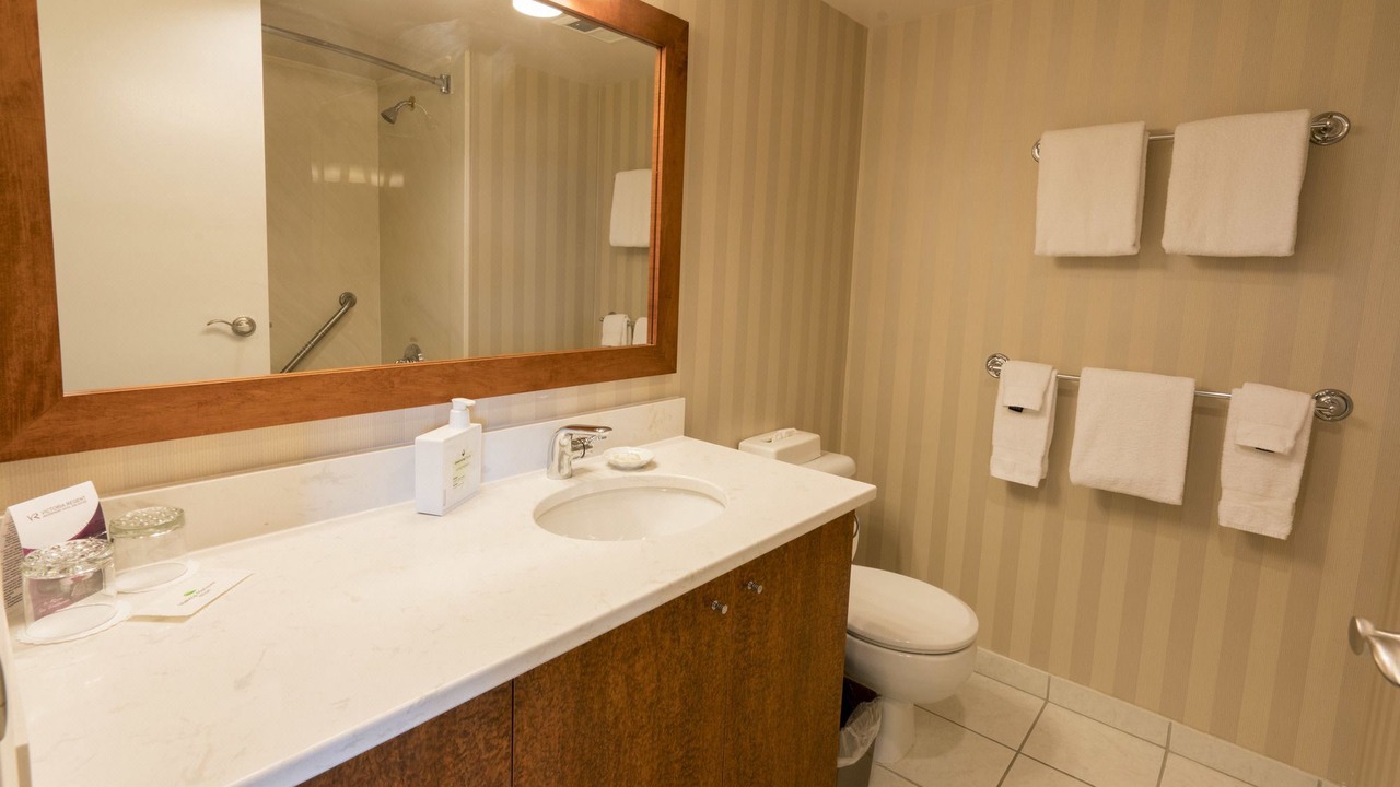 Photo of Bathroom in Inner Harbour