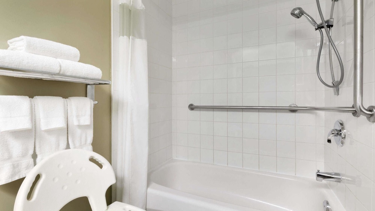 Photo of Bathroom in Ramara