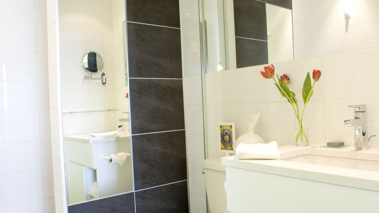 Photo of Bathroom in Quartier des Spectacles