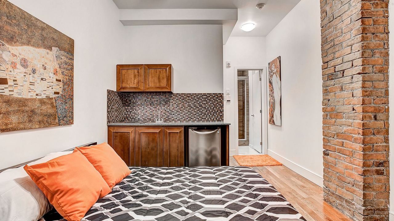 Photo of Bedroom in Shaughnessy Village
