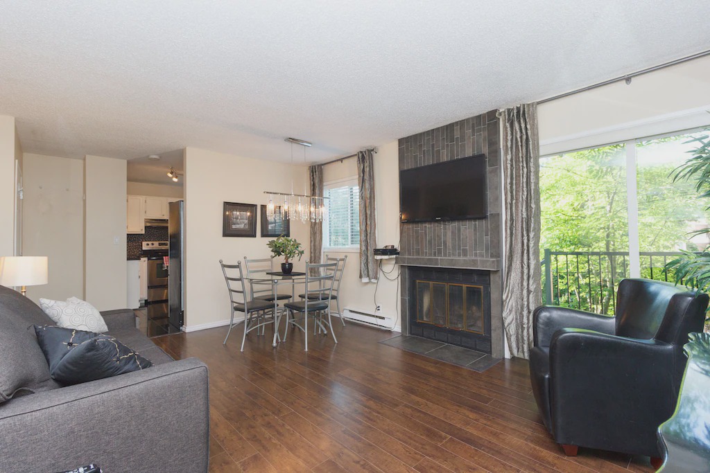 Photo of Livingroom in Fernwood