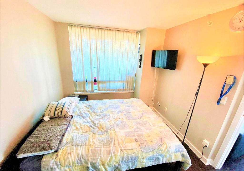 Photo of Bedroom in Davie Village