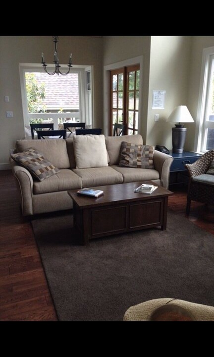 Photo of Livingroom in Pender Island