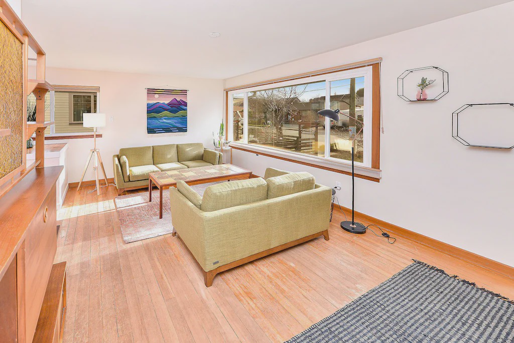 Photo of Livingroom in Fernwood