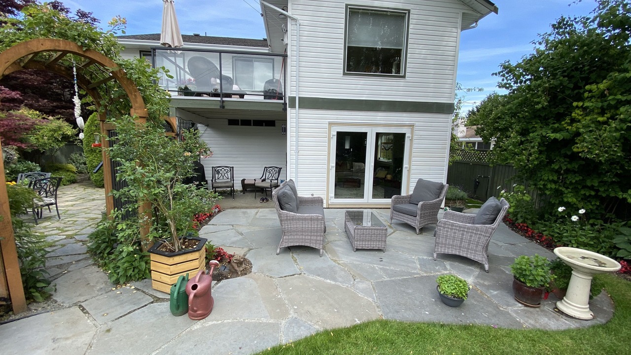 Photo of Patio Balcony in Saanich West