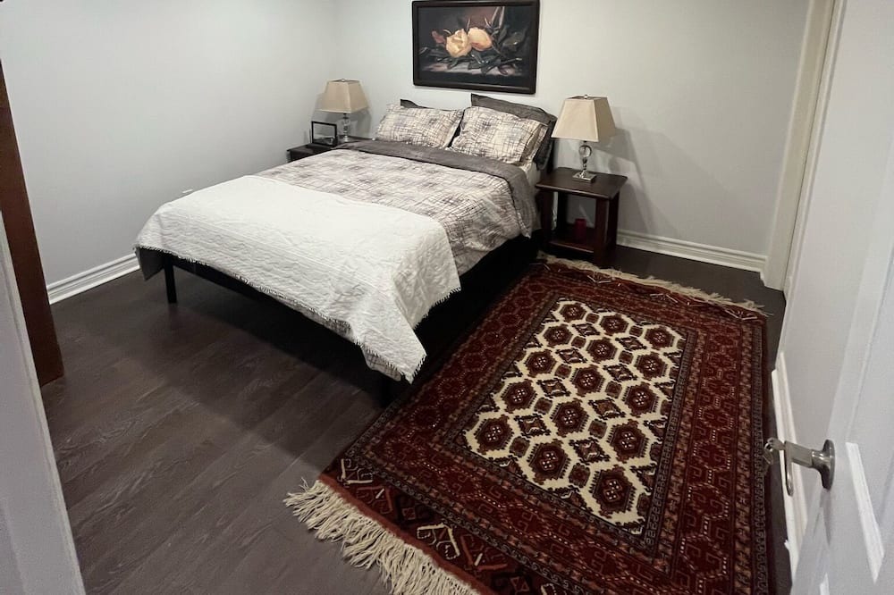 Photo of Bedroom in Richmond Hill