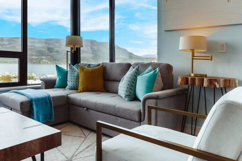 Photo of Livingroom in Downtown Kelowna