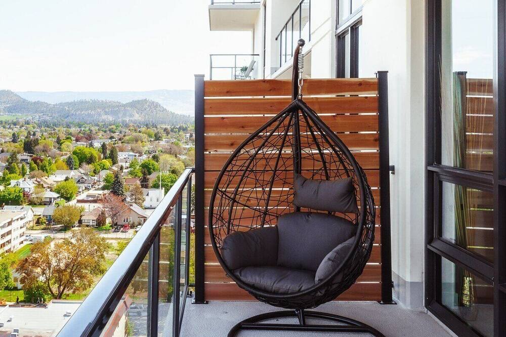 Photo of Patio Balcony in Downtown Kelowna