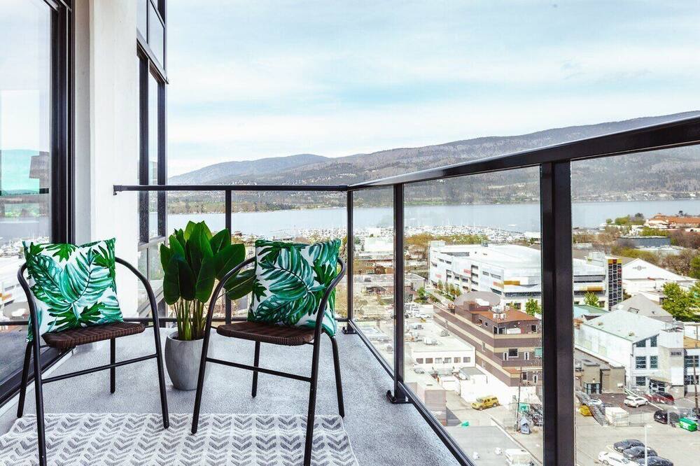Photo of Patio Balcony in Downtown Kelowna